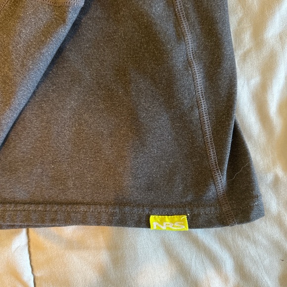 Gray Quarter-Zip Pullover - Picture 7 of 8